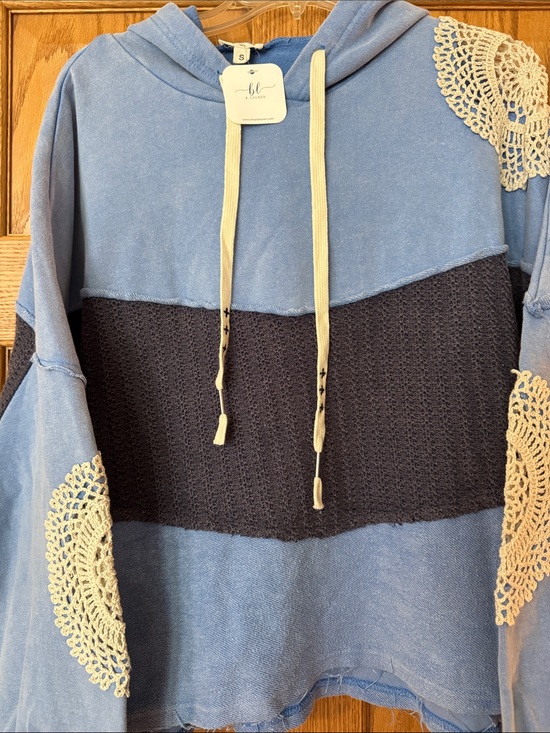 POL Tops - POL Light Blue & Navy Hooded Sweatshirt top with Crochet Accents & raw hem NEW
